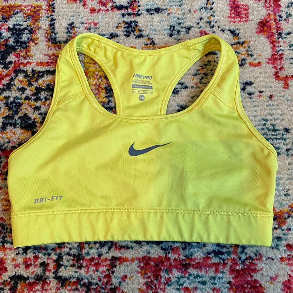 NIKE SPORTS BRA